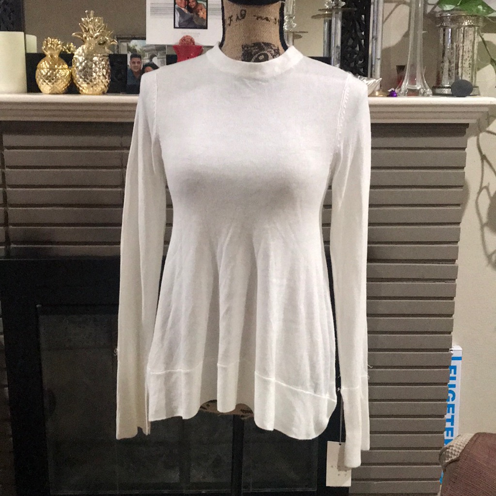 Cream Pullover